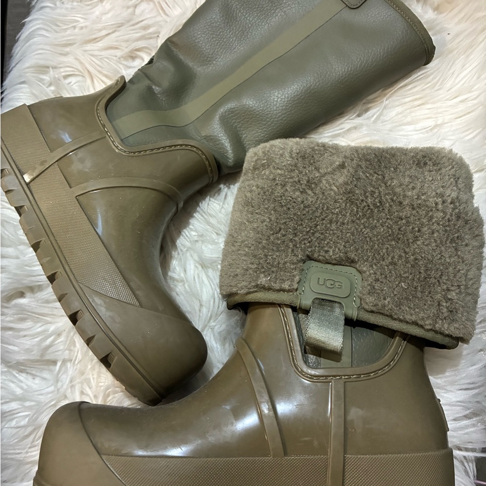 UGG Khaki Rubber Boots with Fleece Lining